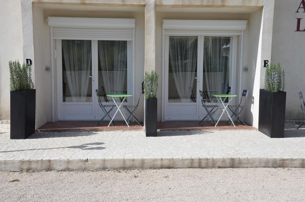 Le Grand Canal Martigues Exterior photo